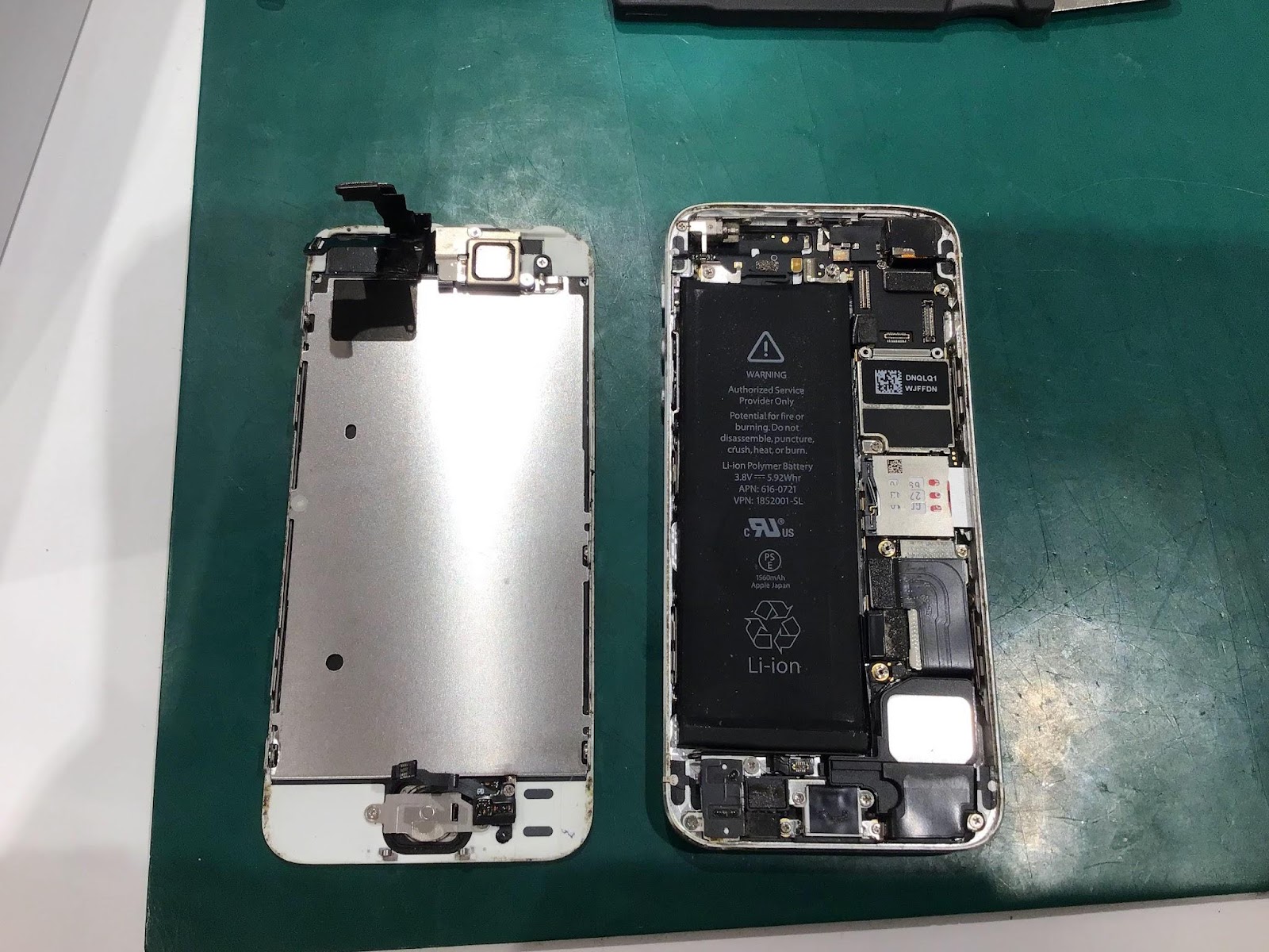 iPhone5sのご修理を承りました！【スマホ修理工房丸井錦糸町店】